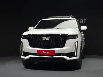 2022 Cadillac Escalade с пробегом 61 290 км