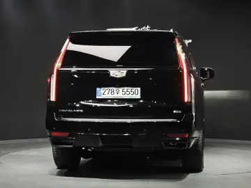 2021 Cadillac Escalade с пробегом 87 141 км
