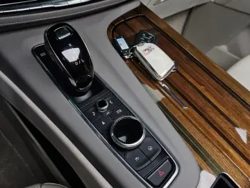 2021 Cadillac Escalade с пробегом 87 141 км