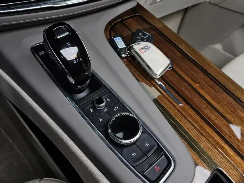 2021 Cadillac Escalade с пробегом 87 141 км