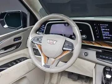 2021 Cadillac Escalade с пробегом 87 141 км
