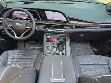 2022 Cadillac Escalade с пробегом 59 648 км