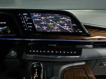 2022 Cadillac Escalade с пробегом 56 277 км