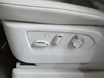 2022 Cadillac Escalade с пробегом 23 056 км