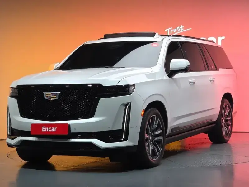 2023 Cadillac Escalade с пробегом 26 531 км