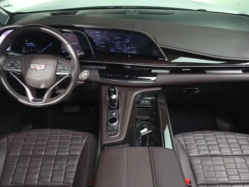2023 Cadillac Escalade с пробегом 26 531 км