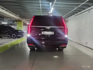 2021 Cadillac Escalade с пробегом 42 254 км