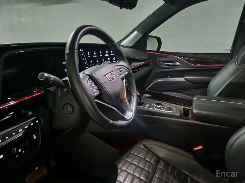2021 Cadillac Escalade с пробегом 42 254 км
