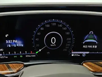 2023 Cadillac Escalade с пробегом 17 657 км