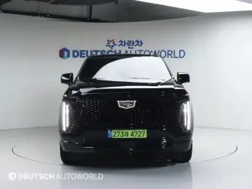 2025 Cadillac Escalade с пробегом 3 935 км