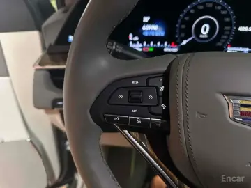 2023 Cadillac Escalade с пробегом 25 446 км