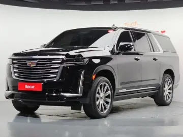 2022 Cadillac Escalade с пробегом 45 911 км