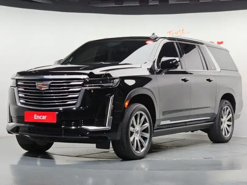 2022 Cadillac Escalade с пробегом 45 911 км