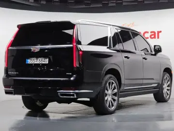 2022 Cadillac Escalade с пробегом 45 911 км