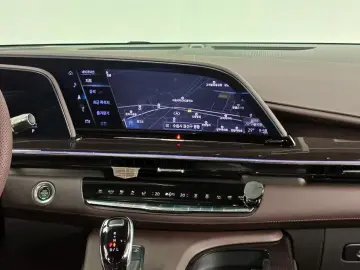 2023 Cadillac Escalade с пробегом 65 875 км