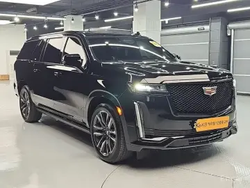 2022 Cadillac Escalade с пробегом 71 874 км