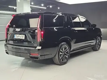 2022 Cadillac Escalade с пробегом 71 874 км