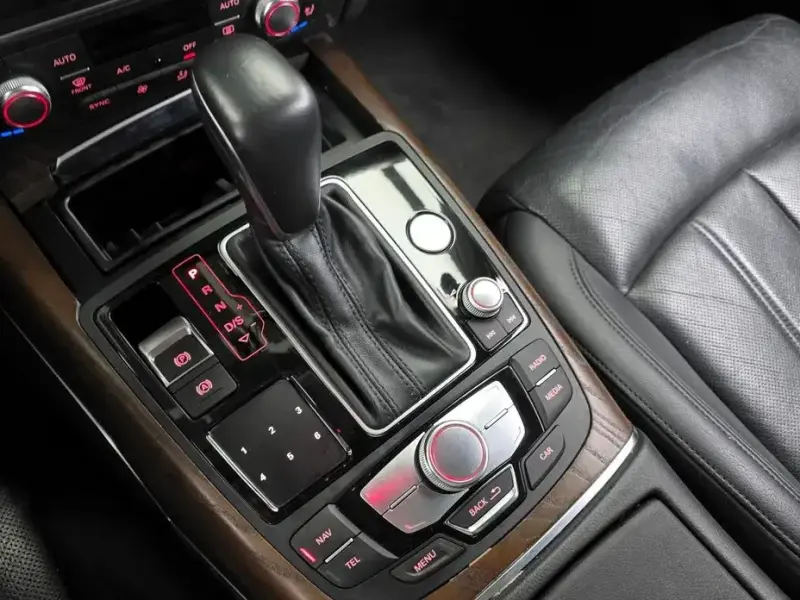 2015 Audi A6 с пробегом 92 943 км