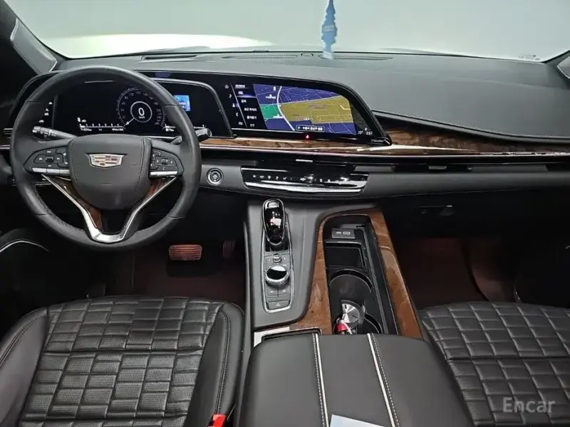 2022 Cadillac Escalade с пробегом 71 874 км