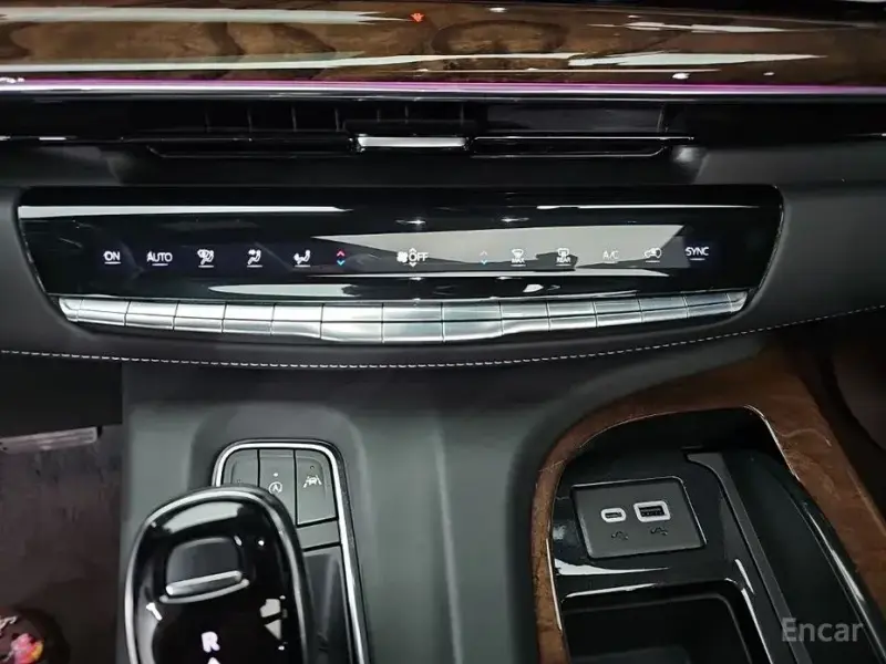 2022 Cadillac Escalade с пробегом 71 874 км