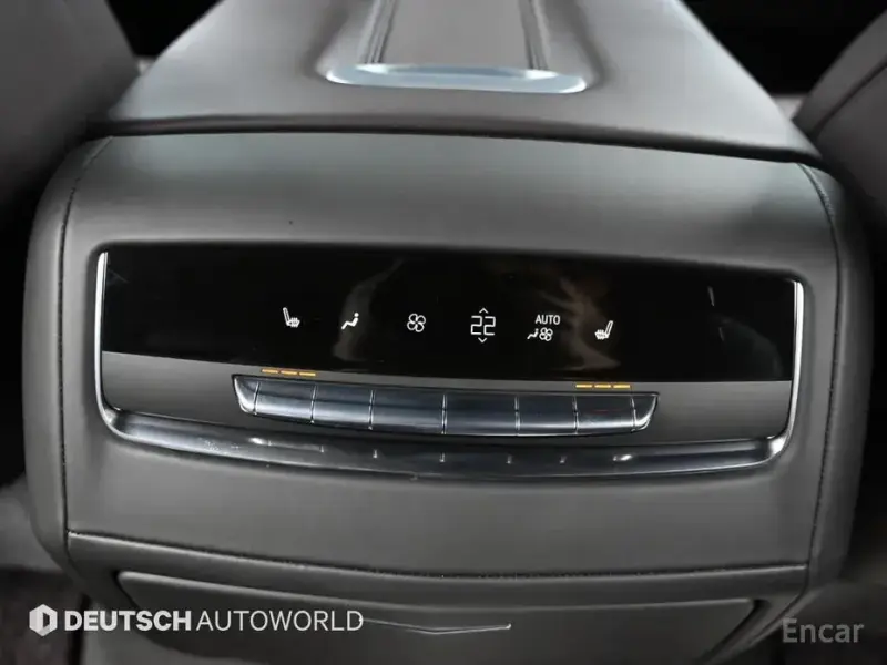 2023 Cadillac Escalade с пробегом 38 209 км