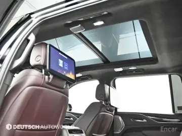 2023 Cadillac Escalade с пробегом 38 209 км