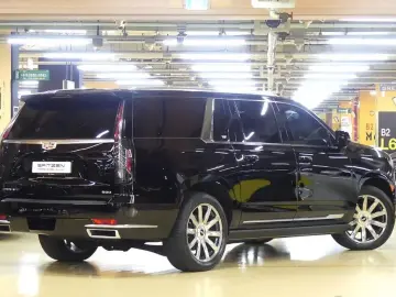 2021 Cadillac Escalade с пробегом 58 317 км