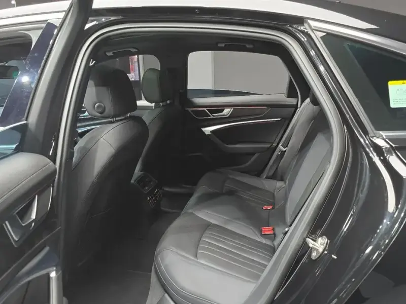 2021 Audi A6 с пробегом 14 090 км