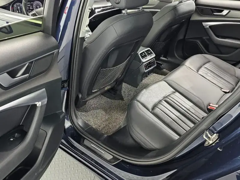 2020 Audi A6 с пробегом 43 712 км