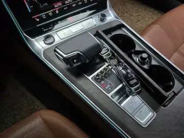 2022 Audi A6 с пробегом 35 396 км