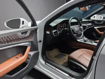 2022 Audi A6 с пробегом 35 396 км