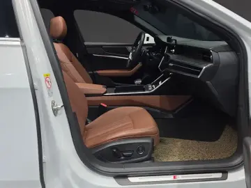 2022 Audi A6 с пробегом 35 396 км