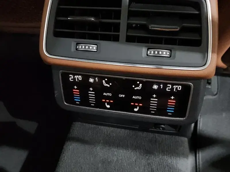 2022 Audi A6 с пробегом 33 440 км