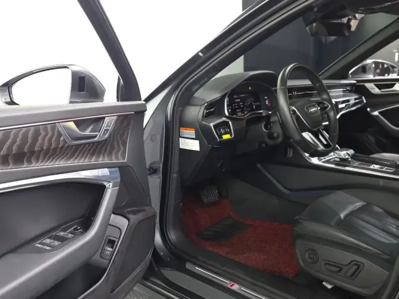 2021 Audi A6 с пробегом 147 599 км