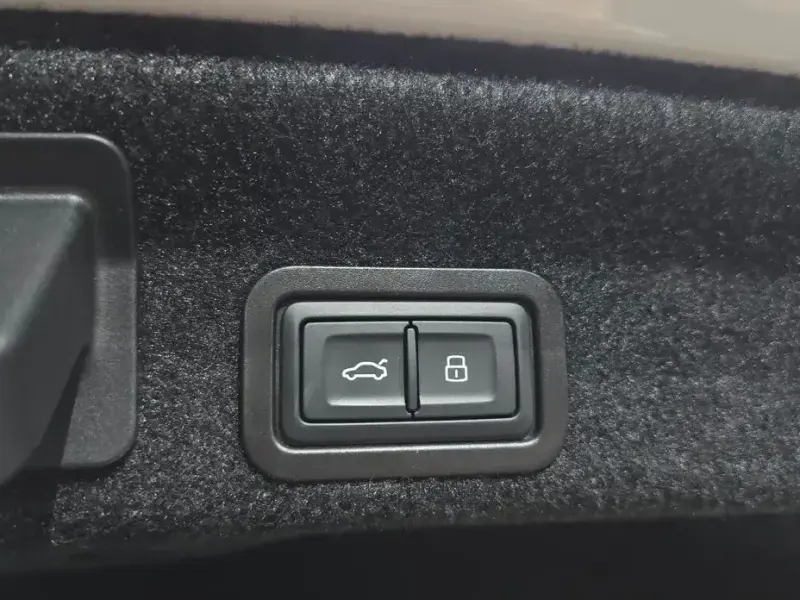 2023 Audi A6 с пробегом 35 237 км