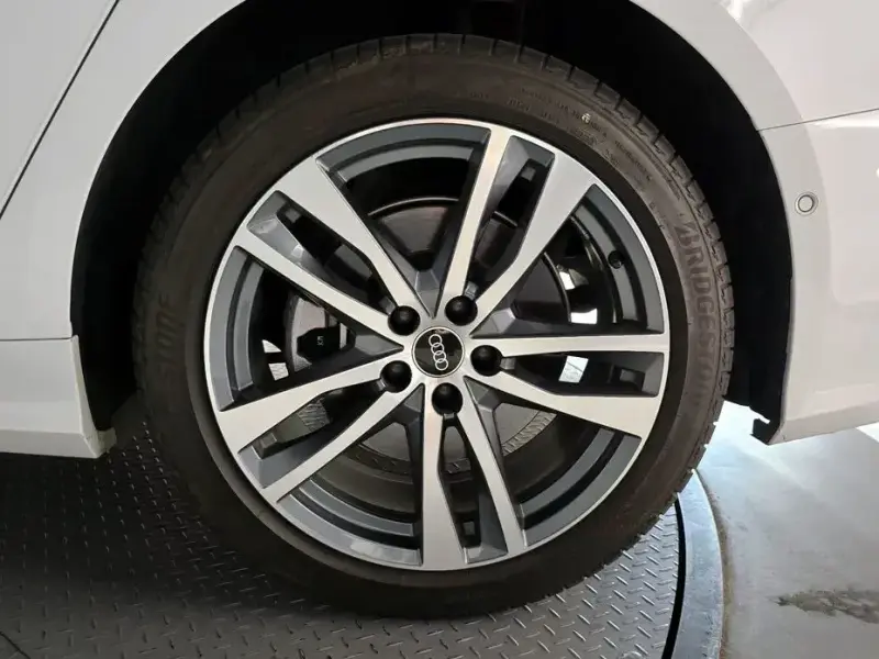 2023 Audi A6 с пробегом 35 237 км