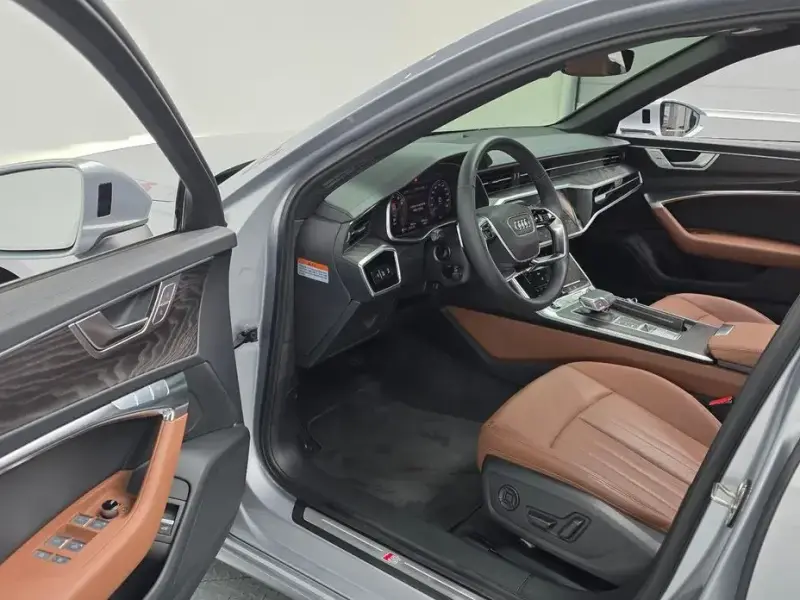 2023 Audi A6 с пробегом 4 803 км