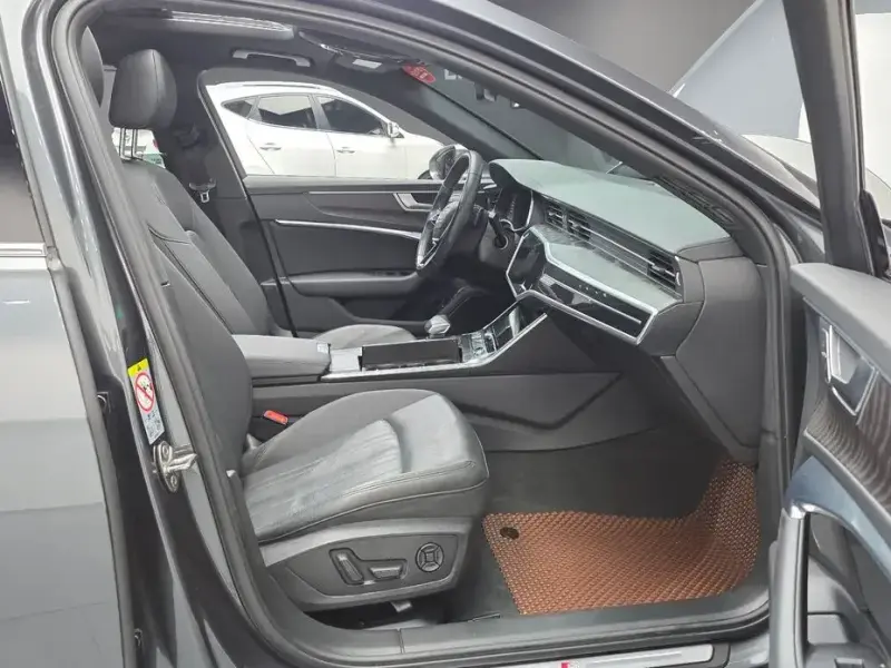 2020 Audi A6 с пробегом 117 919 км