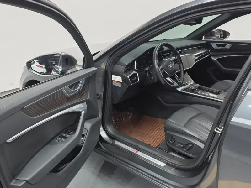 2020 Audi A6 с пробегом 117 919 км