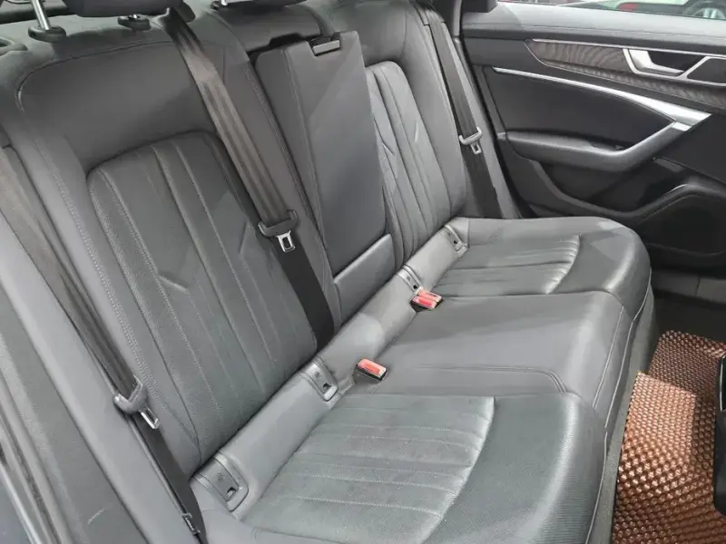 2020 Audi A6 с пробегом 117 919 км