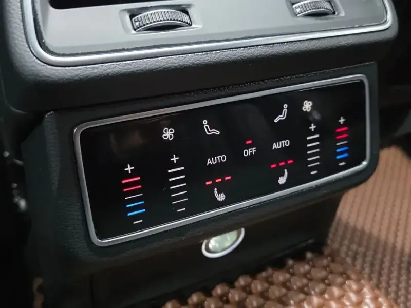 2020 Audi A6 с пробегом 117 919 км