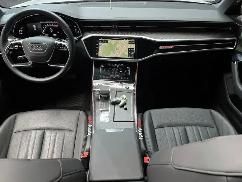 2022 Audi A6 с пробегом 25 355 км