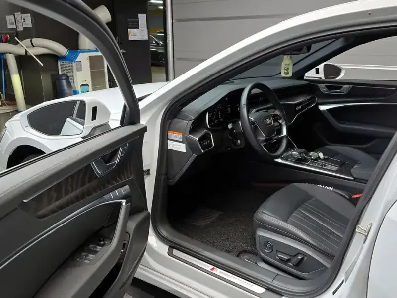 2022 Audi A6 с пробегом 25 355 км