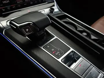2019 Audi A6 с пробегом 48 976 км