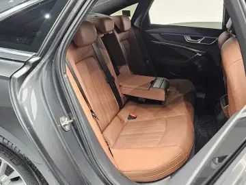 2019 Audi A6 с пробегом 48 976 км