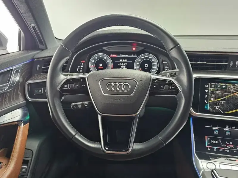 2019 Audi A6 с пробегом 48 976 км