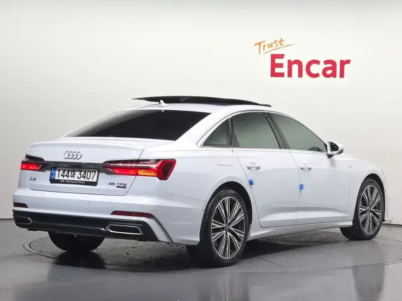 2023 Audi A6 с пробегом 52 651 км