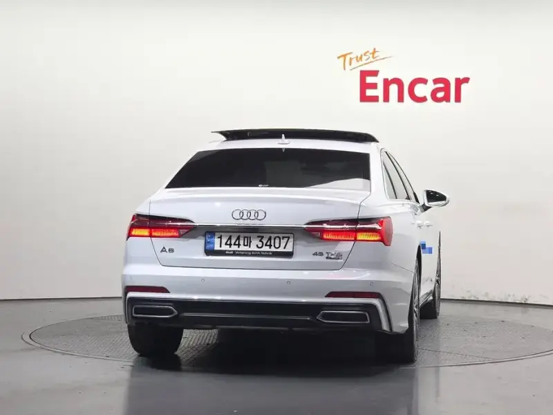 2023 Audi A6 с пробегом 52 651 км
