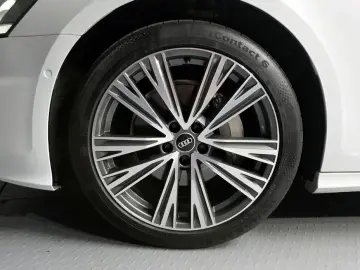 2023 Audi A6 с пробегом 27 365 км