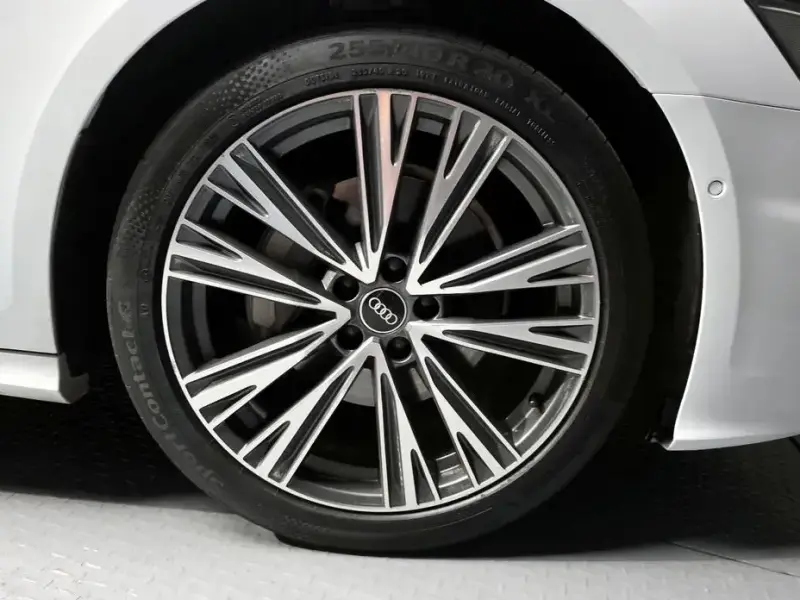 2023 Audi A6 с пробегом 27 365 км